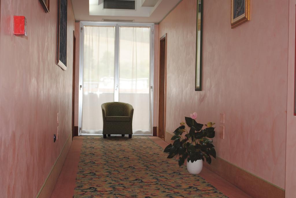 Hotel Rosa Del Deserto Castrocaro Terme Eksteriør bilde