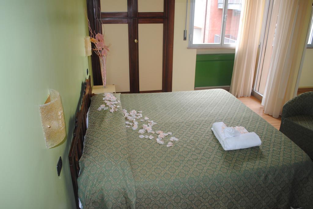 Hotel Rosa Del Deserto Castrocaro Terme Eksteriør bilde