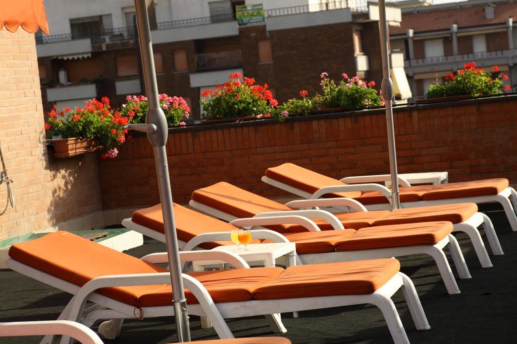 Hotel Rosa Del Deserto Castrocaro Terme Eksteriør bilde