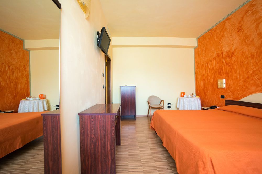 Hotel Rosa Del Deserto Castrocaro Terme Eksteriør bilde